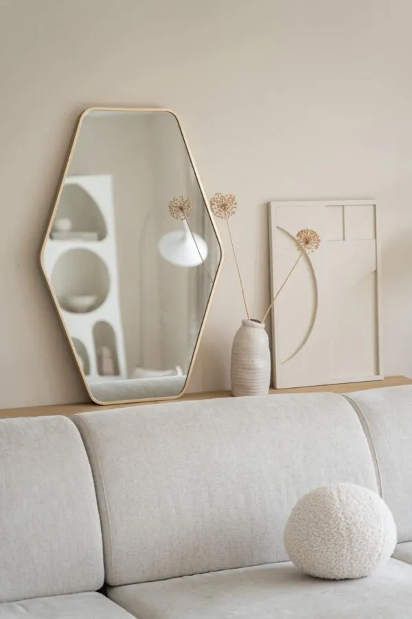Hexagon-Spiegel 90 × 60 cm – Zartes Gold