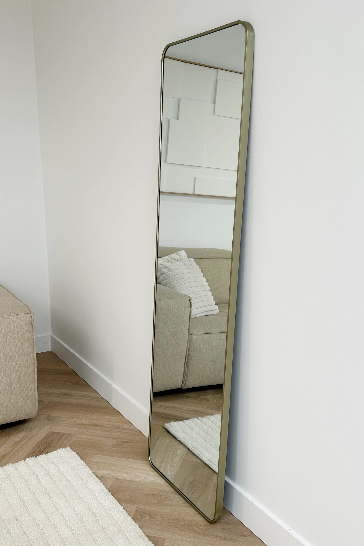 Ivar afgeronde hoek spiegel 170x50 cm greige 5