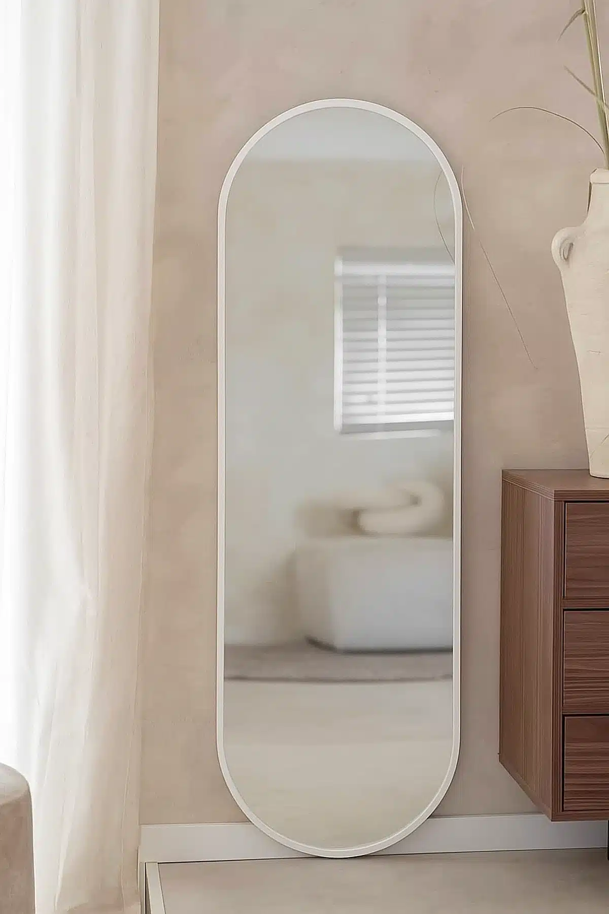 Lara ovale spiegel 150x45 cm mat wit