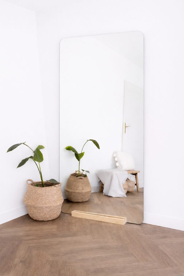 Rechthoekige spiegel met afgeronde hoek frameless 210x90cm