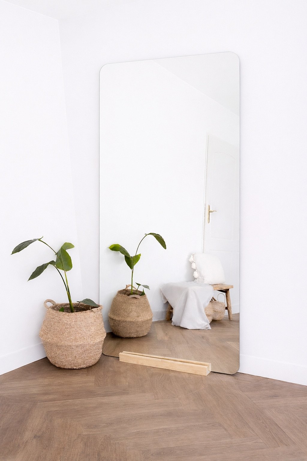 Ivar Frameless afgeronde hoek spiegel 210x90 cm.png 2